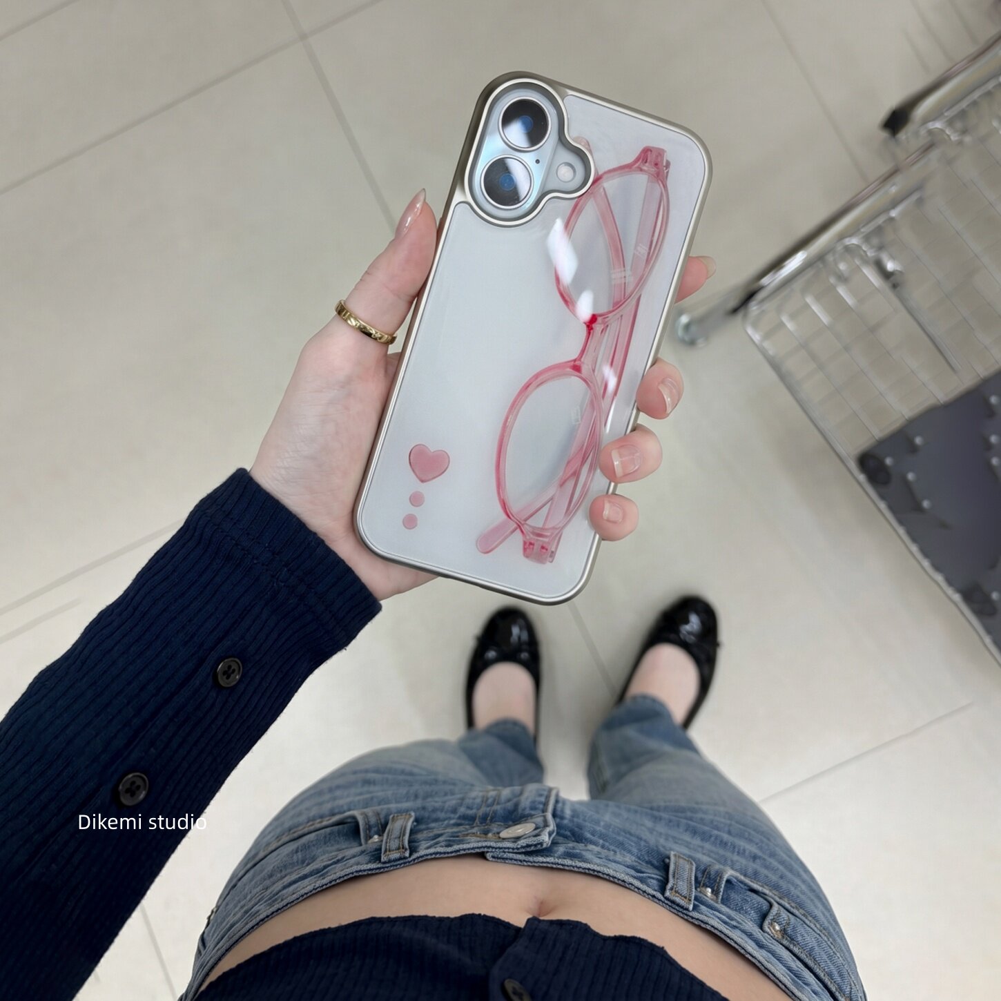 Phone Accessories For Girls - 韓国の女の子らしいピンクのメガネとハートが可愛いスマホケース iPhone 17 Air 16 E