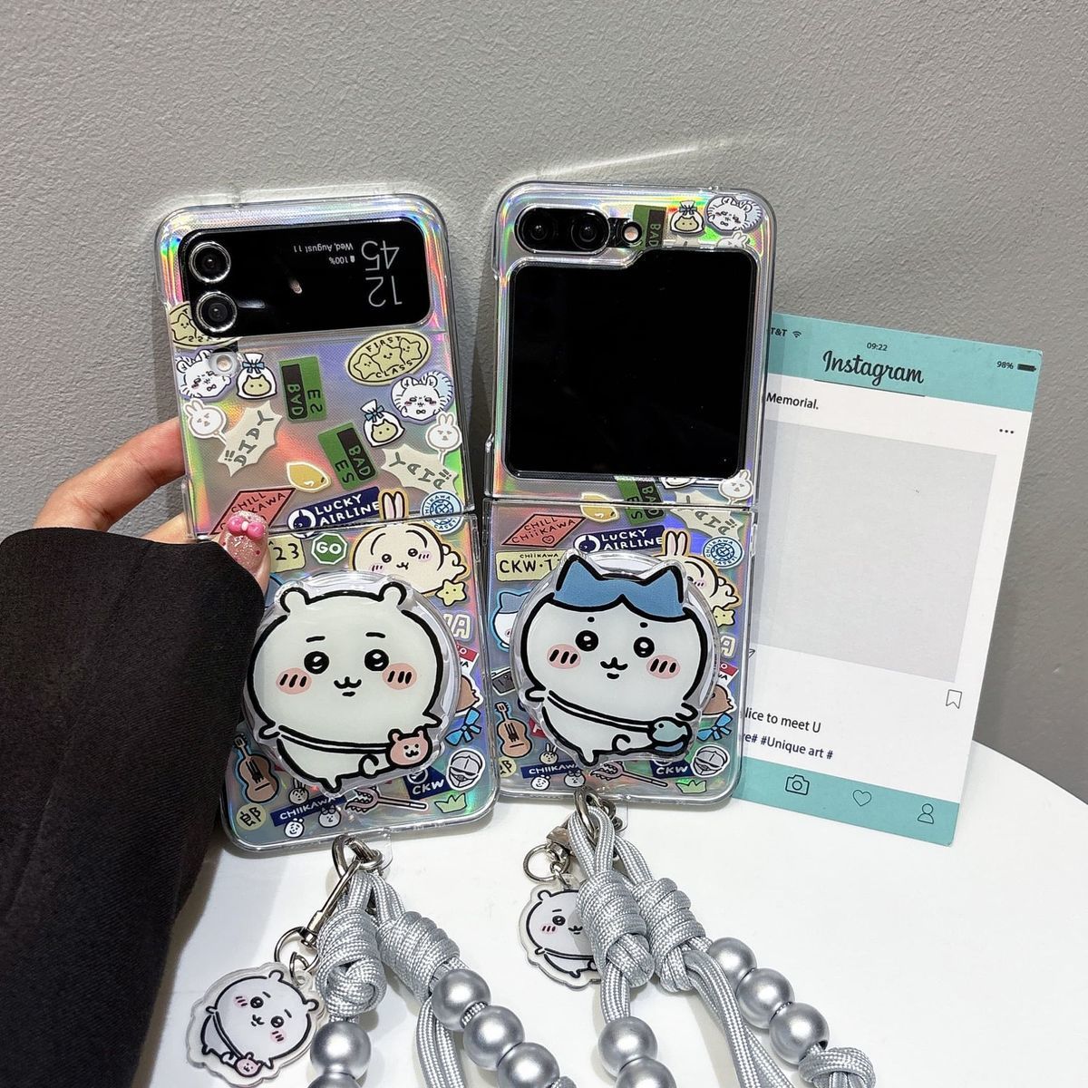 Phone Zone Accessories - アニメちいかわハチワレ漫画サムスンギャラクシーZ Flip7 6 5携帯電話ケース漫画かわいい磁気吸着式