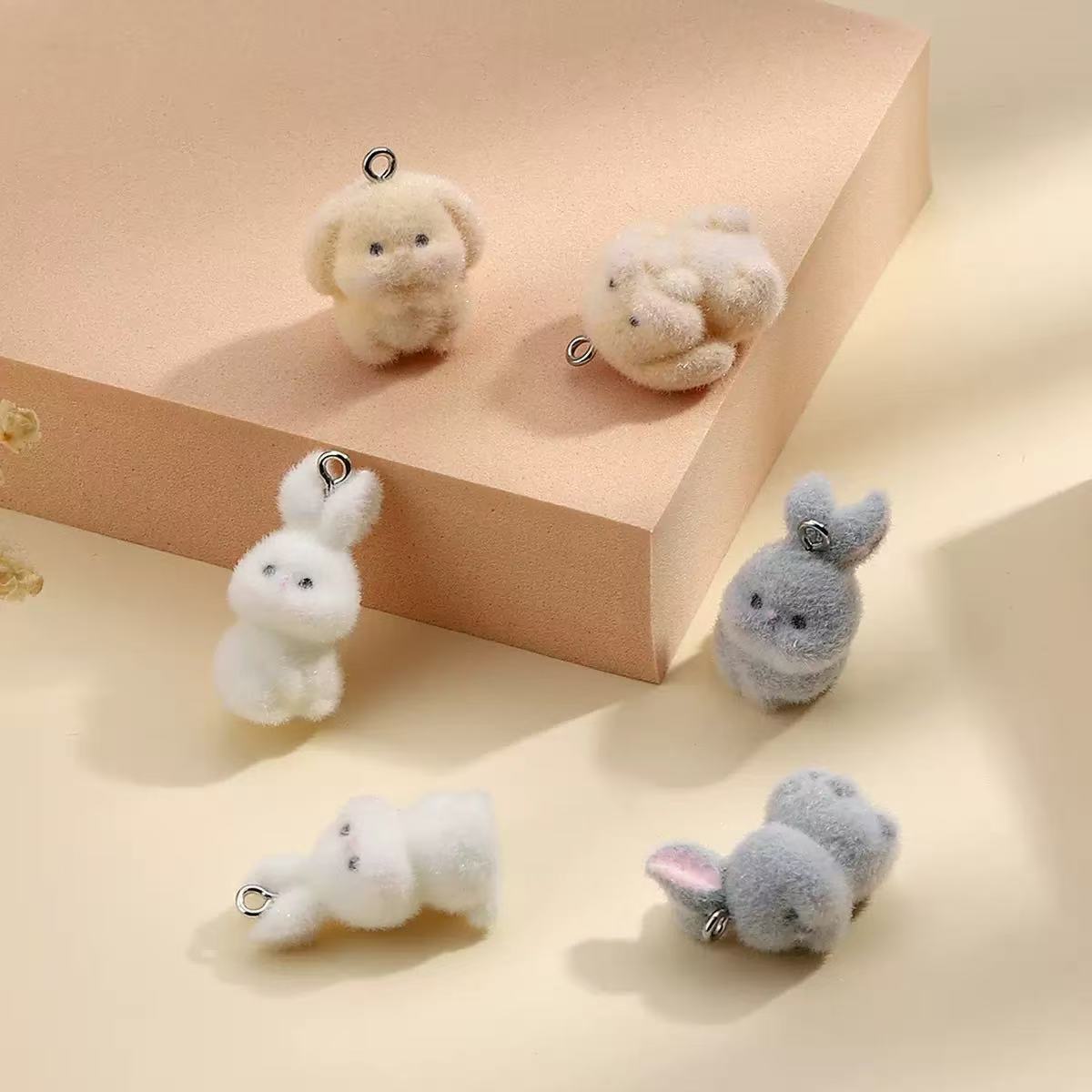 10個入り フロッキング加工 小さなウサギ レジンチャーム  - Phone Accessories Jewelry のレビューと価格